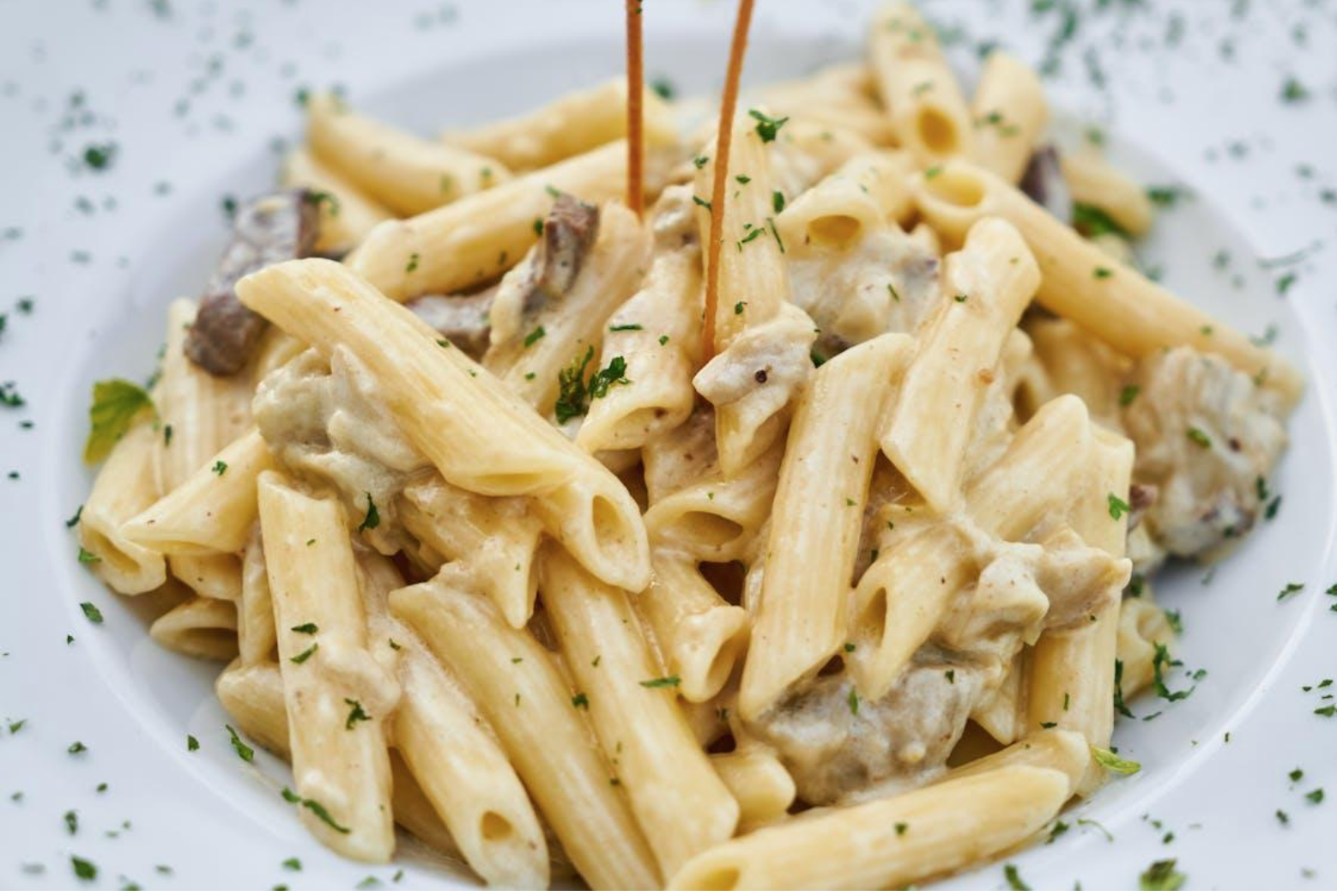 Deliciously creamy and surprisingly nutritious mushroom pasta